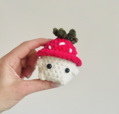 Háčkovaný mačkací Mushroom Boy — foto 2
