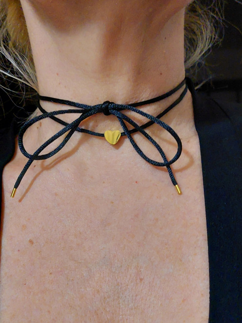 Náhrdelník - chocker FATMA zlatý*černý* srdíčko — foto 2