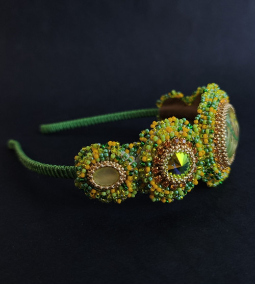 DRYAS-Beaded Embroidery čelenka — foto 3