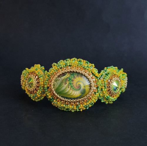 DRYAS-Beaded Embroidery čelenka — foto 2