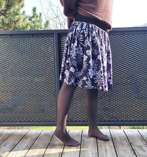 S u k n ě s k v ě t y...M/L — foto 3