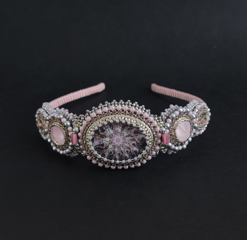 ELENTARI-Beaded Embroidery čelenka — foto 4
