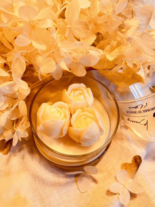 Sojova svicka Tulip Breeze — foto 2