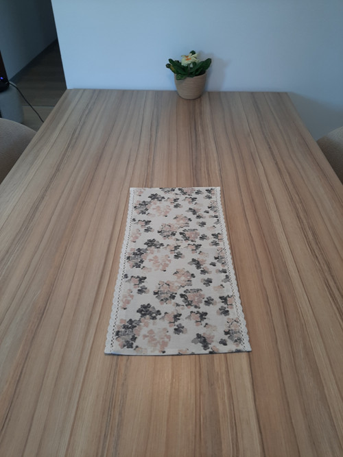 Středový ubrus-režný-kytky — foto 2