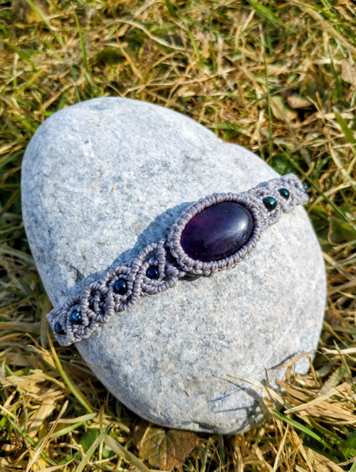 Macrame náramek s fluoritem — foto 3