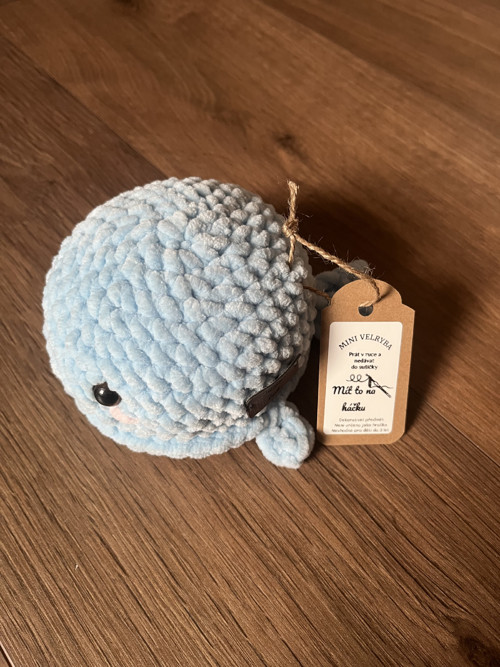 Háčkovaná mini velrybka — foto 3