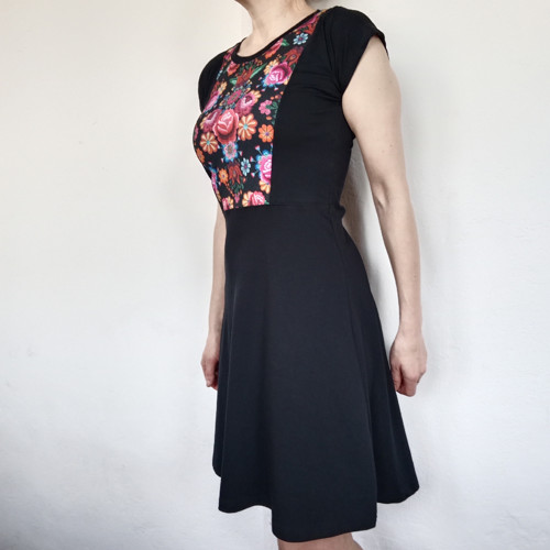 Šaty vel.XS-XL — foto 2