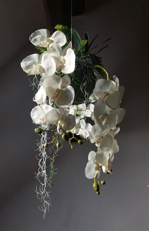 Kokedama s umělými orchidejemi — foto 3