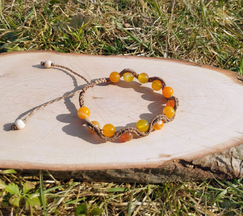 Macrame náramek s žlutým achátem — foto 2