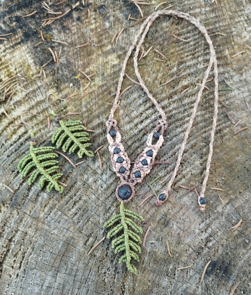 Macrame náhrdelník "kapradí" — foto 2