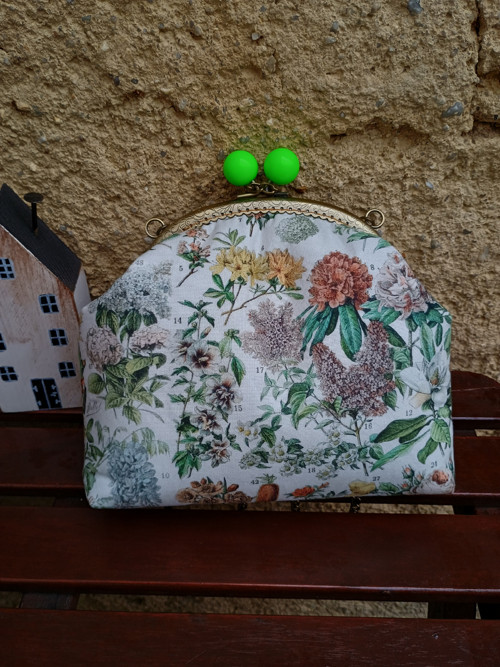 Botanická Zahrada - V Kovovém Rámu — foto 2