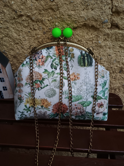 Botanická Zahrada - V Kovovém Rámu — foto 3