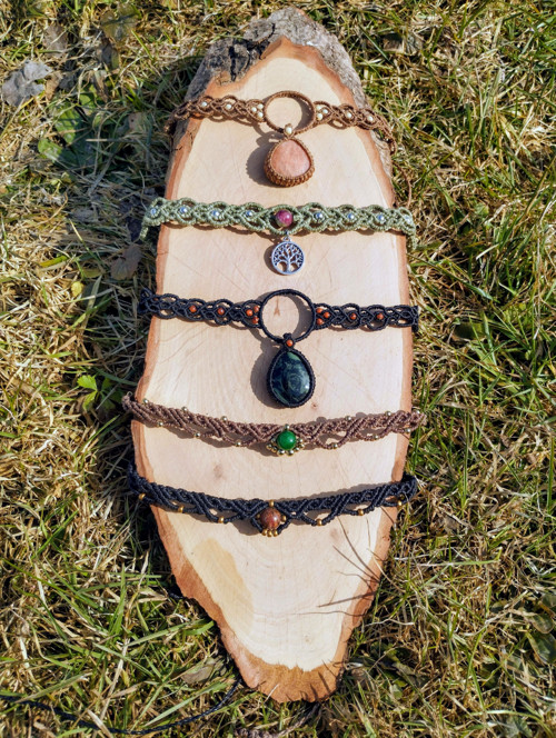 Jemný macrame choker — foto 3
