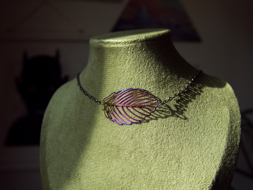 Lístečkový choker - hravý náhrdelník — foto 4