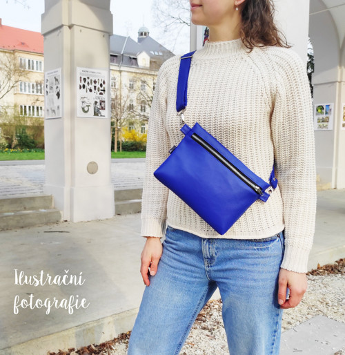 Leia černá a černé kování — foto 3