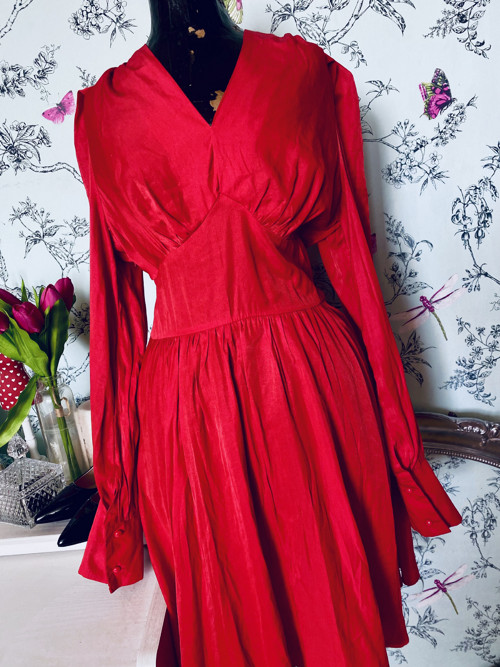 Šaty red fatale — foto 4