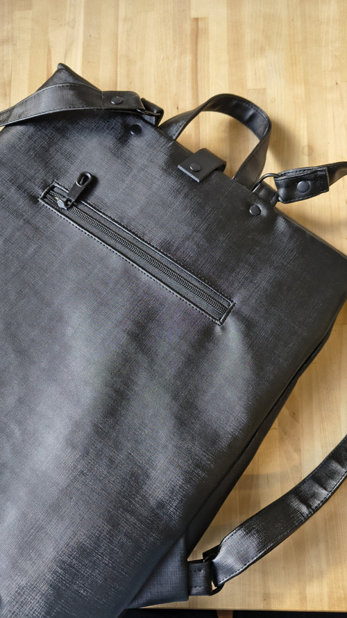 Trinity street backpack černý s černým kováním — foto 4