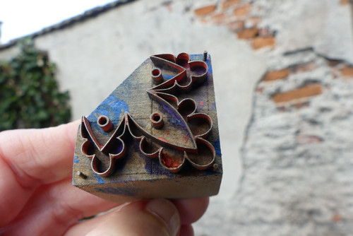 Staré dřevěné razítko na textil, modrotisk — foto 2