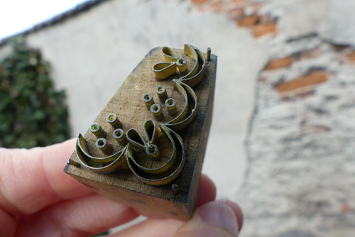 Staré dřevěné razítko na textil, modrotisk — foto 2