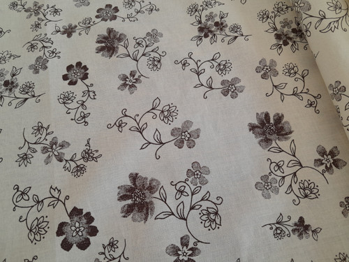 Ubrus....hnědé kytičky na krémové — foto 3