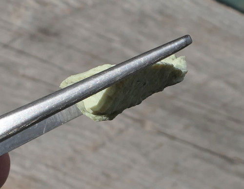 Surový serpentin s pyritem V3062 — foto 2