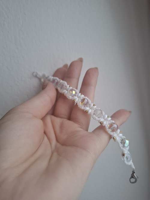 Bílý decentní — foto 4