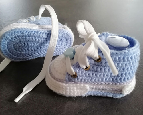 Háčkované kojenecké botky modro-bílé — foto 3