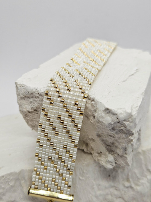 Široký tkaný náramek Ivory & Gold — foto 6