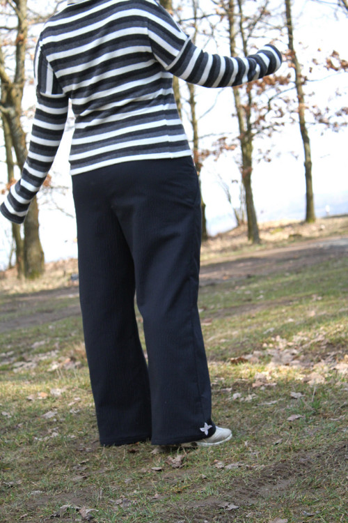 Volné kalhoty ............ XL — foto 5