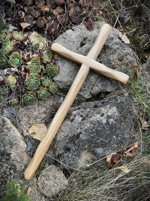 Minimalistický jasanový kříž 40cm č. 140 — foto 5