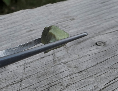 Surový serpentin s pyritem V3178 — foto 4