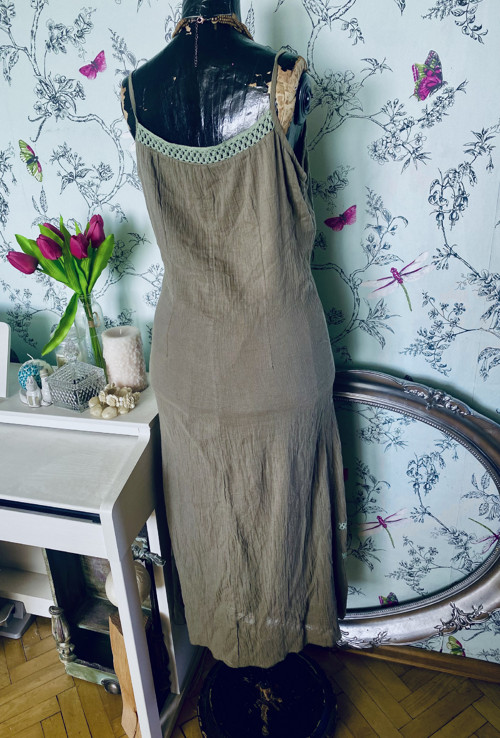 Šaty boho vintage vyšívané — foto 4