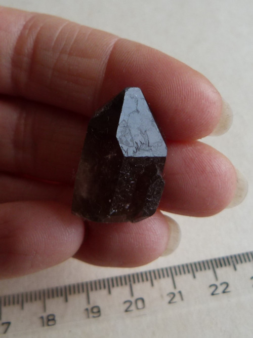 Záhněda - krystal - 2,7 cm (Z6) — foto 2