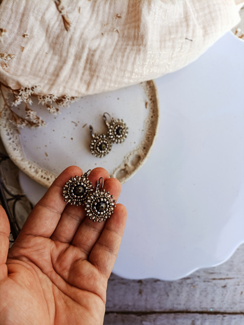 Mini earrings n.16- vyšívané náušnice — foto 2