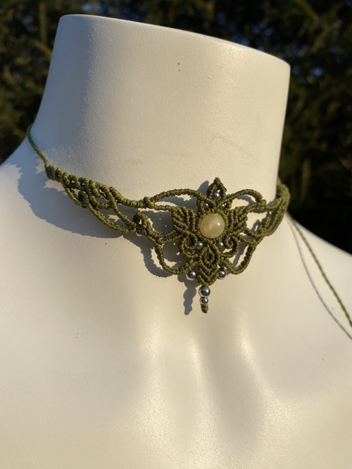 Zelený choker s kalcitem — foto 3