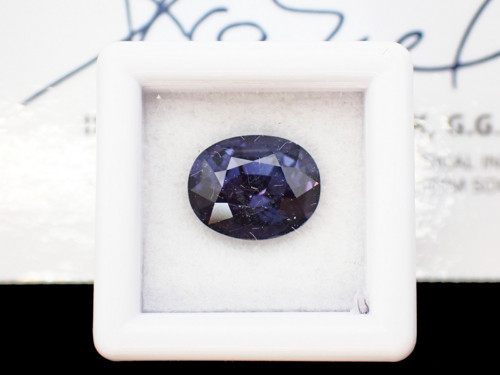 Spinel 2,00 ct – bluish violet, certifikát ČGL — foto 6