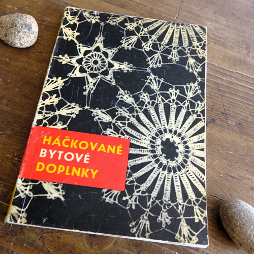 Háčkované bytové doplňky — foto 2