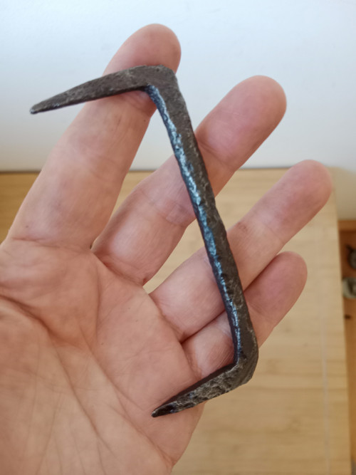 Kovaná kramle historická 9,5 cm — foto 3