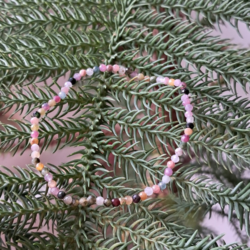 Turmalín multicolor broušený — foto 4