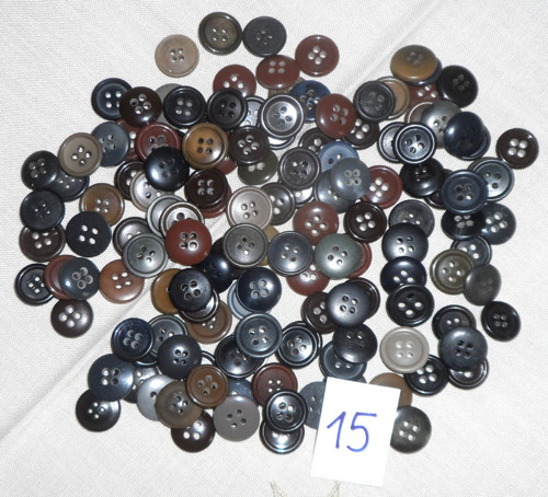 140x KNOFLÍKY různé — foto 2