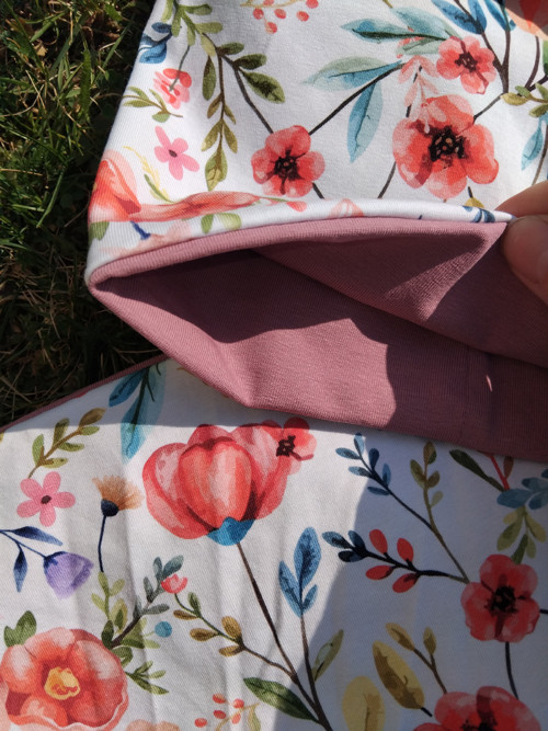 Set čepice a nákrčník — foto 2