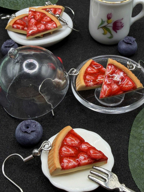 Náušnice visací Jahodový koláč — foto 3