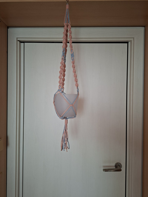 Macramé závěs dvoubarevný — foto 2