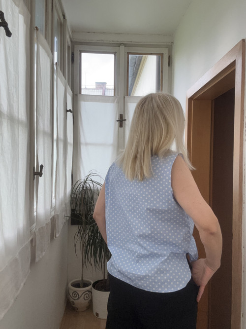Tunika světle modrá s puntíkem — foto 4