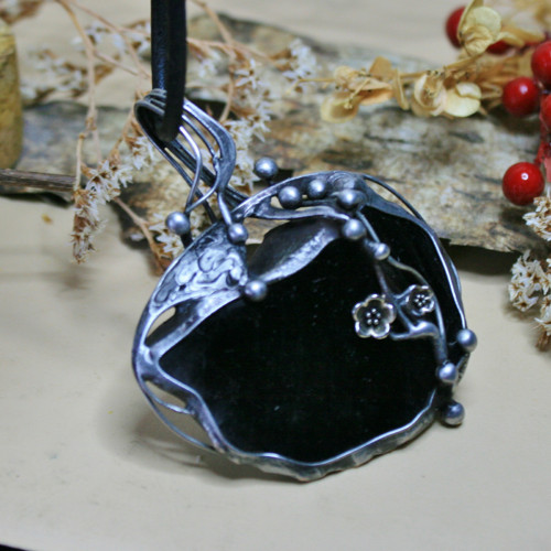 Černý obsidián — foto 3