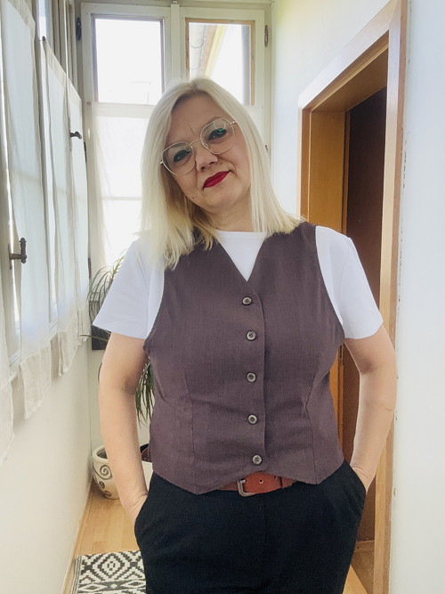 Vesta hnědá — foto 6