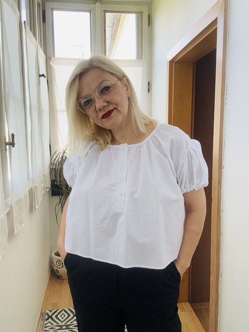 Halenka s nabranými rukávy — foto 5
