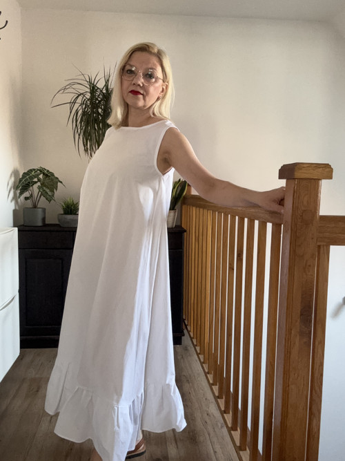 Letní bílé šaty — foto 4