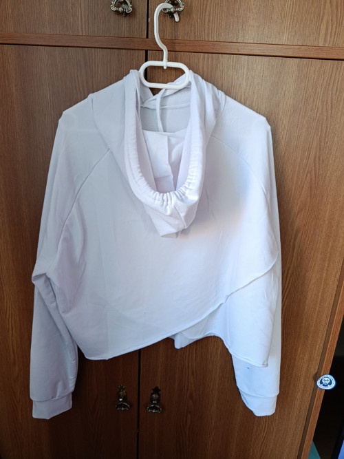 Ručně malovaná mikina — foto 2