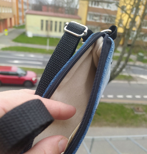 Kapsa na mobil — foto 3